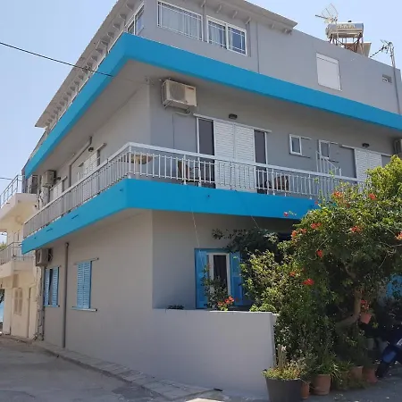 Family Run 2 Bed Studio Apartment 1 Apartman *
