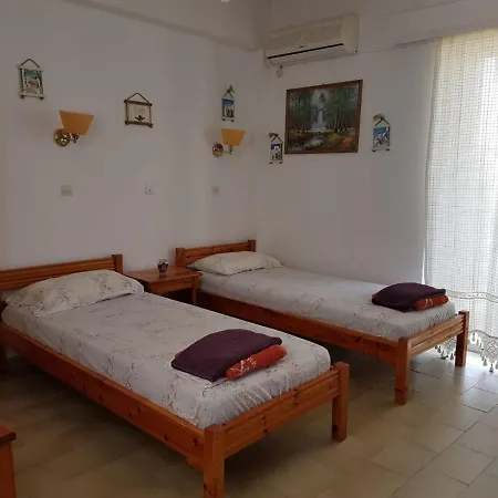 Family Run 2 Bed Studio Apartment 1 Kardamena (Kos)